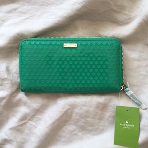 BRAND NEW! Kate spade leather wallet